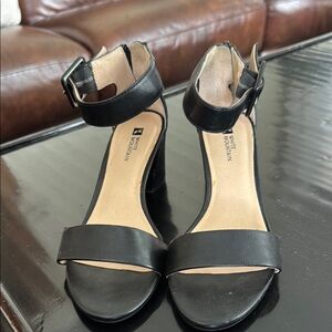 White Mountain Black Heeled Sandals